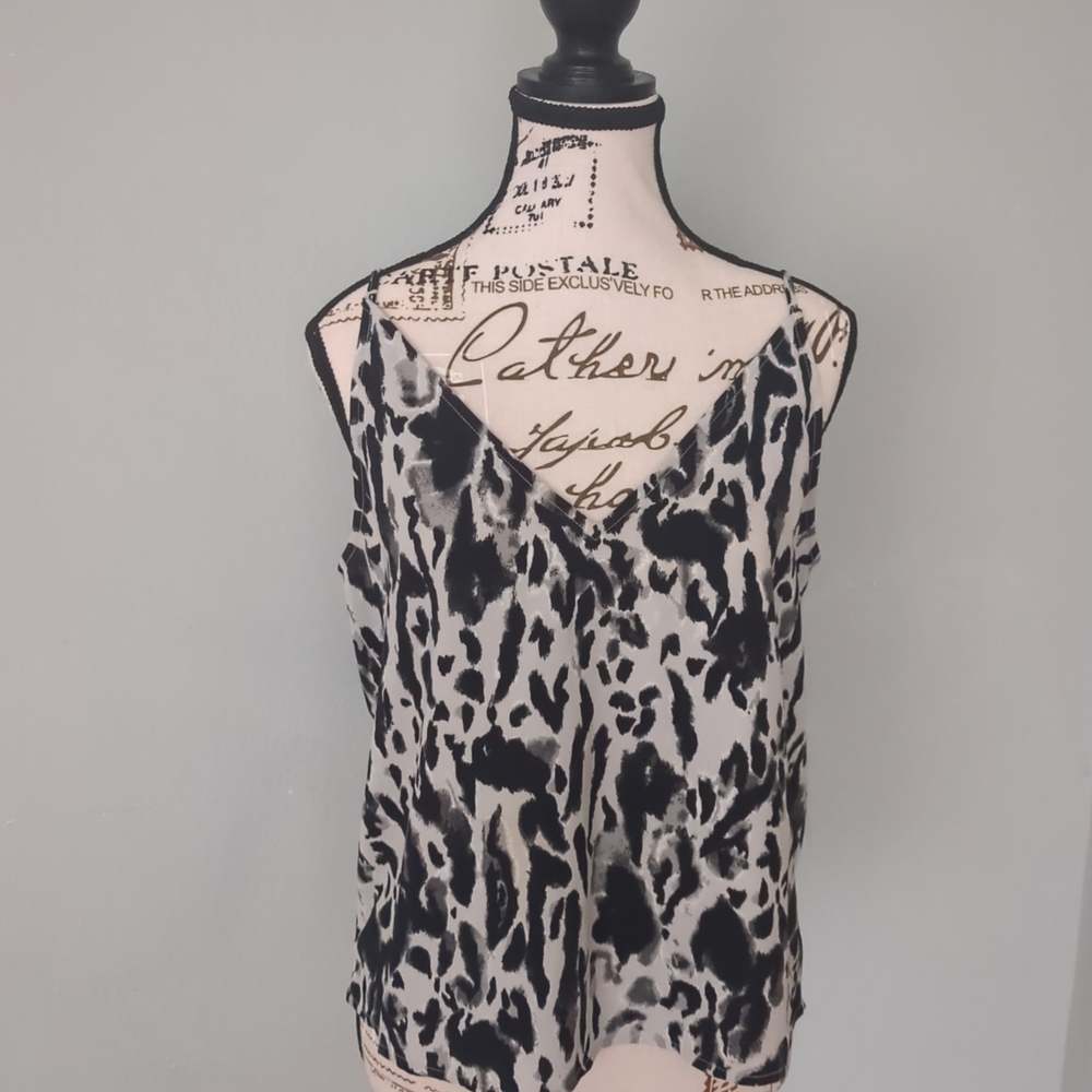 **3/$10** Free Press Black and White Patterned Camisole Size Small